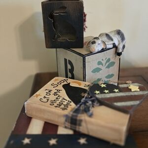 Vintage 7 piece Set Country & Folk Art Decor With Hand Painted